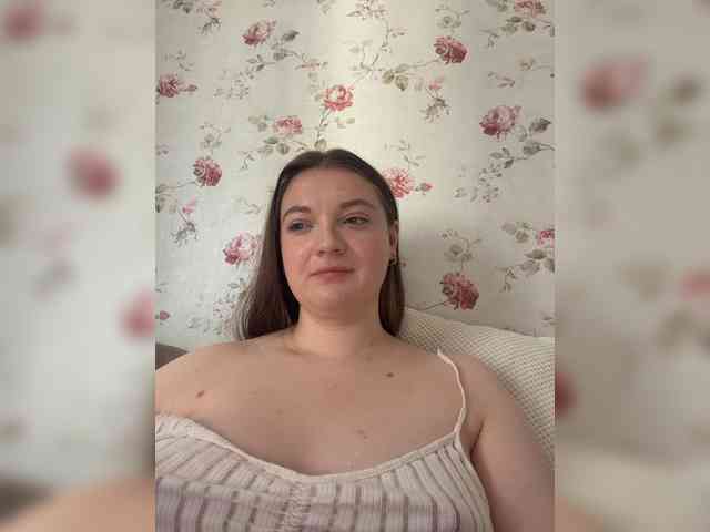 IamLovenda webcam