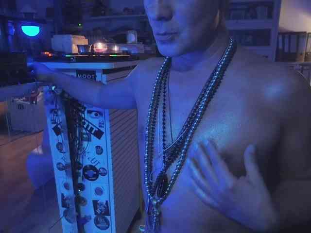 Litchie96 Litchie96