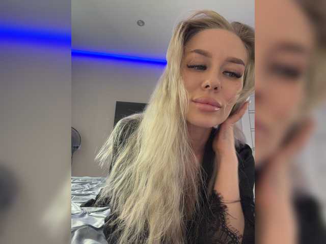Lovensesgirl live cam on BongaCams
