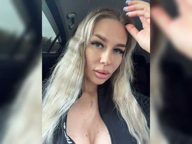 Lovensesgirl live cam on BongaCams