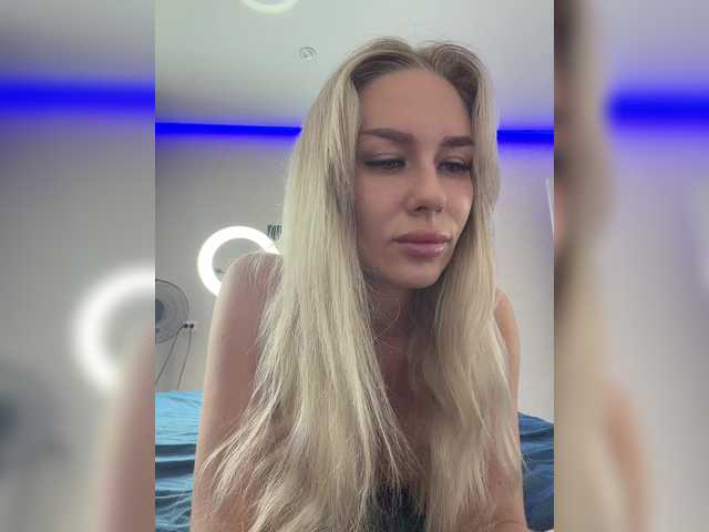модель Lovensesgirl