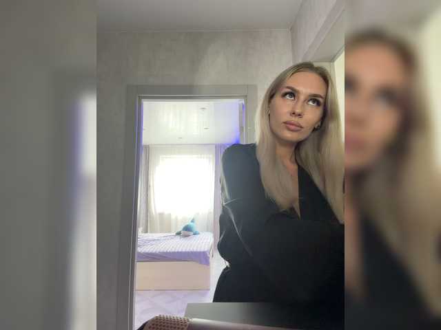 Lovensesgirl live webcam show