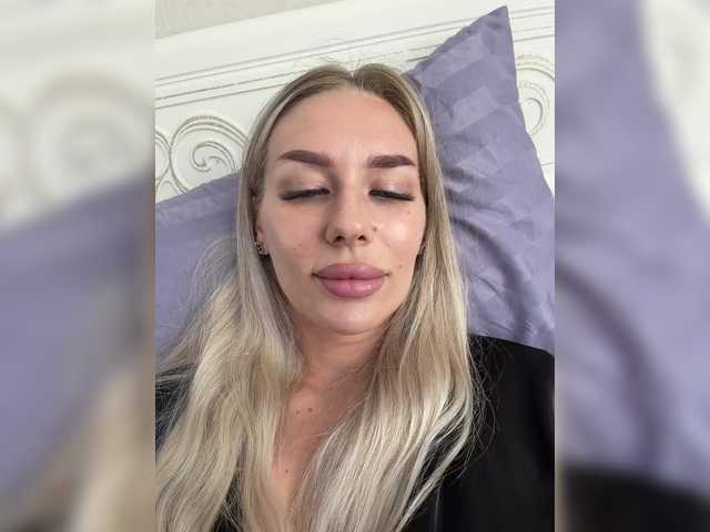 Lovensesgirl live cam on BongaCams