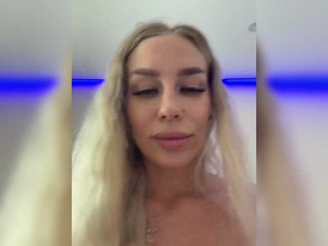 Lovensesgirl live cam on BongaCams