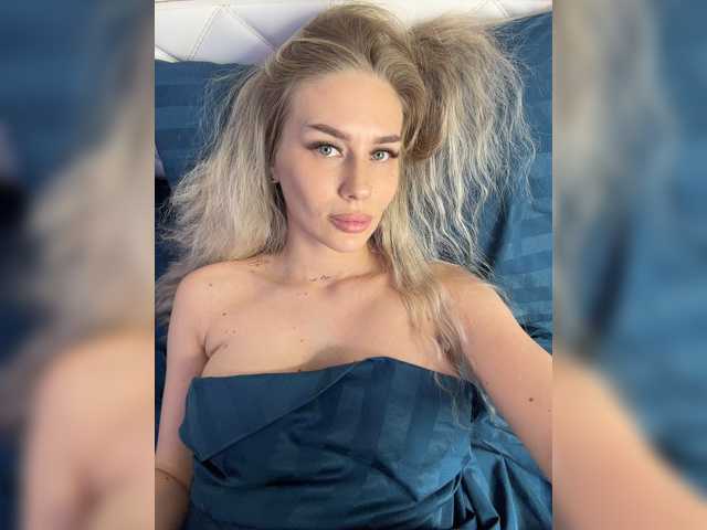 Lovensesgirl live cam