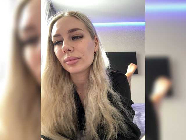 Lovensesgirl's BongaCams show and profile