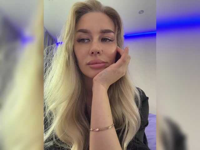 Lovensesgirl live cam on BongaCams