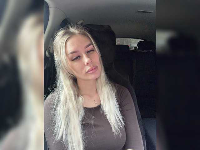 Lovensesgirl, en directo ahora en BongaCams