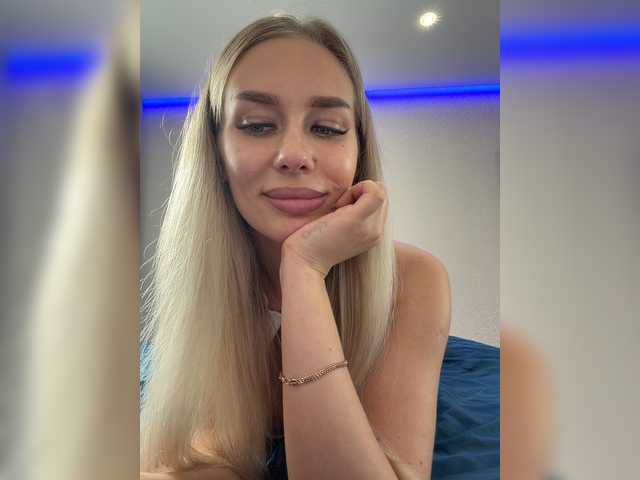 Lovensesgirl live cam on BongaCams