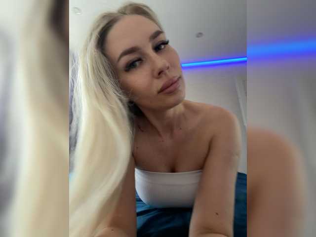 Lovensesgirl live cam on BongaCams