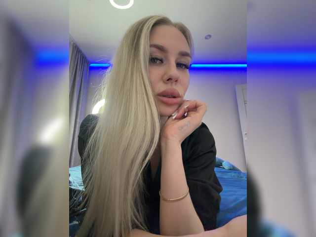 Lovensesgirl live cam on BongaCams