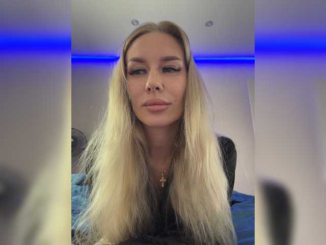 Lovensesgirl live cam on BongaCams