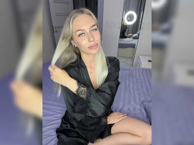 Lovensesgirl live cam on BongaCams