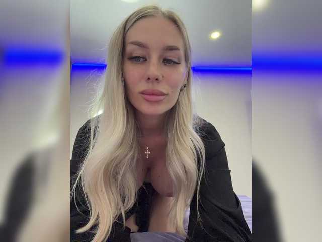 Lovensesgirl live webcam show