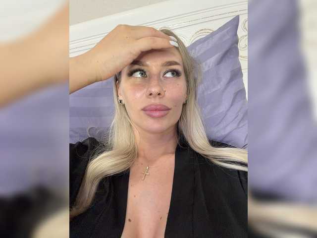 Lovensesgirl live webcam show