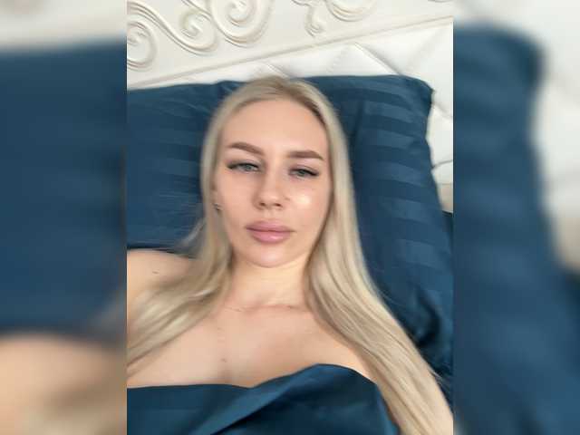 Lovensesgirl's BongaCams show and profile