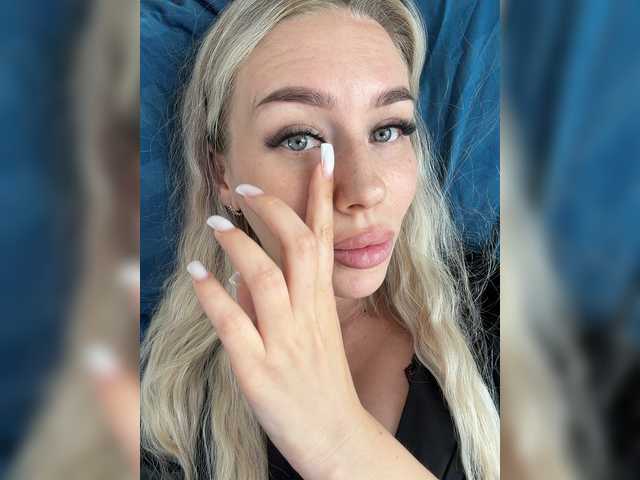 Lovensesgirl live cam on BongaCams