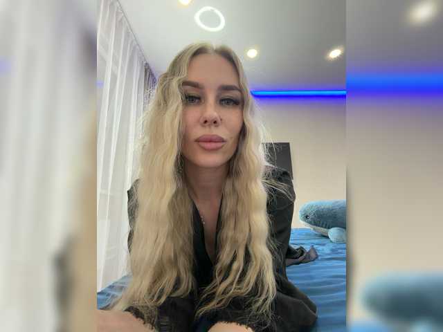Lovensesgirl live cam on BongaCams