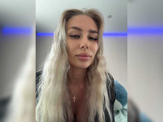 Lovensesgirl live cam on BongaCams