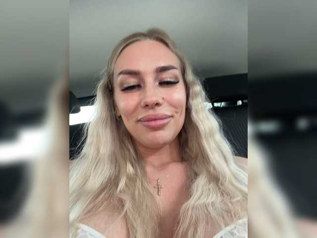 lovensesgirl cam belle