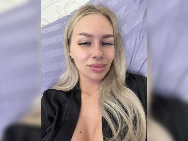 Lovensesgirl live webcam show
