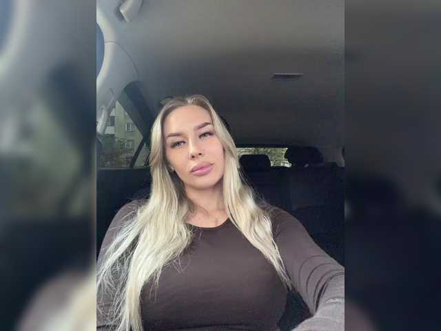 Lovensesgirl live cam on BongaCams