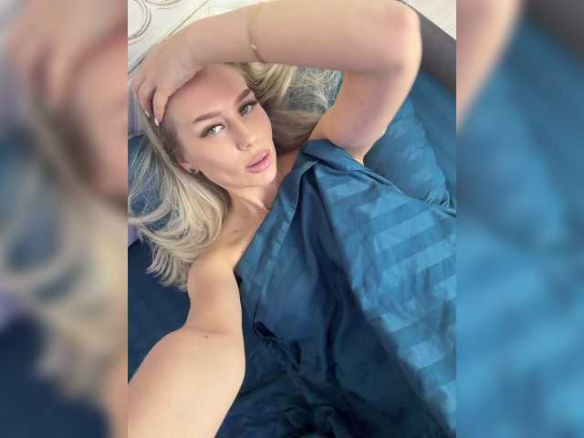 Lovensesgirl live cam on BongaCams