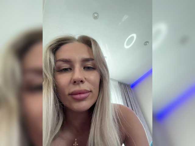 Lovensesgirl live cam on BongaCams