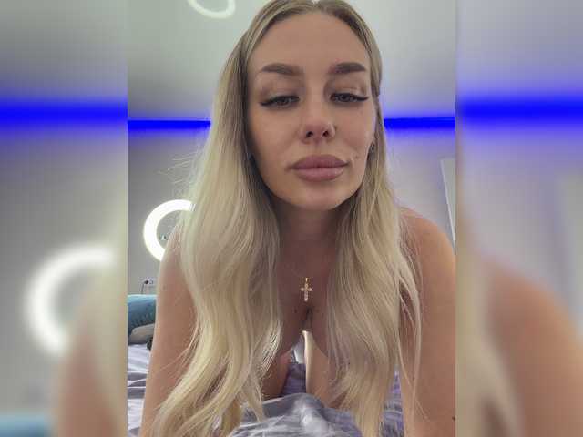 Lovensesgirl live cam on BongaCams