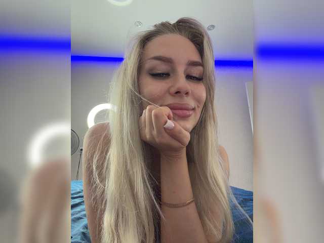 -Lovensesgirl- live cam