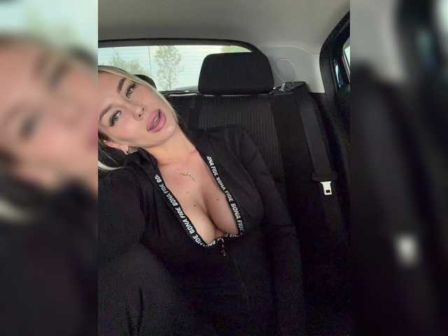 lovensesgirl cam belle