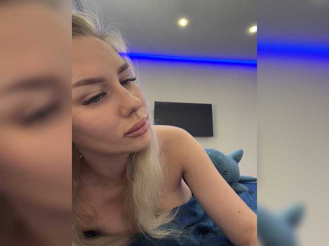 Lovensesgirl live cam preview