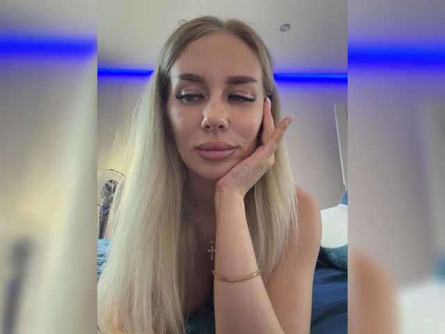 Lovensesgirl live cam on BongaCams