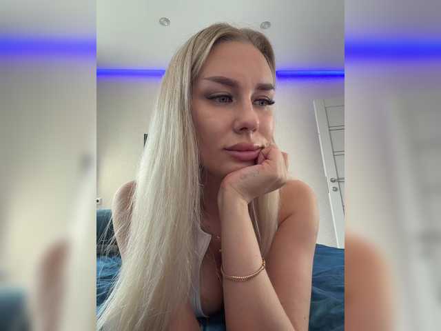 Lovensesgirl live cam on BongaCams