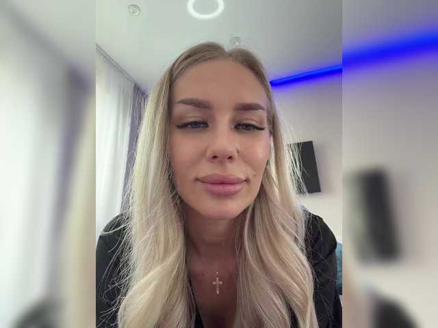 Lovensesgirl live cam on BongaCams