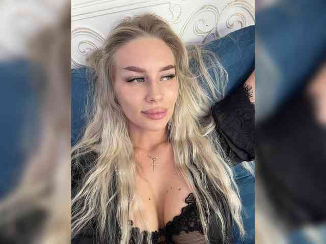 Модель: -Lovensesgirl-
