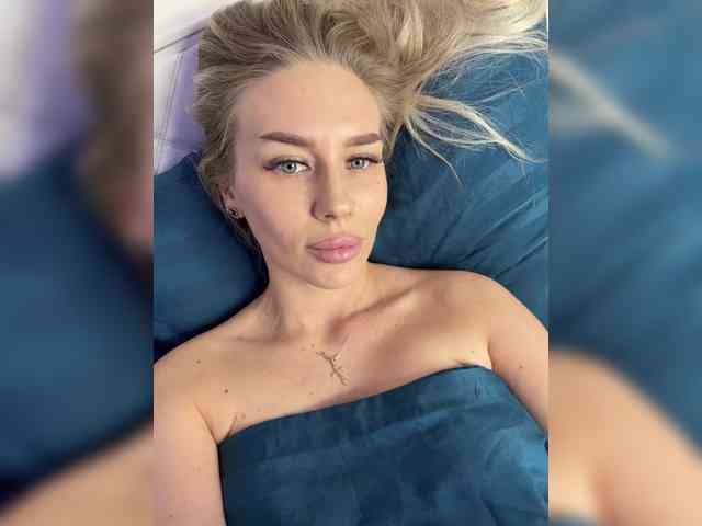 Модель: -Lovensesgirl-