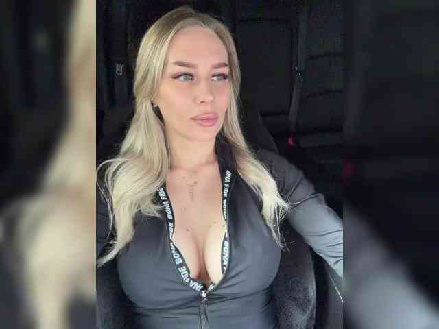 Модель: -Lovensesgirl-
