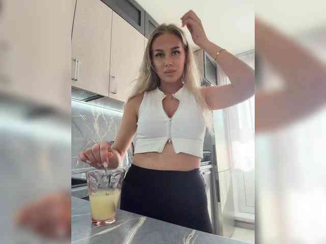 Модель: -Lovensesgirl-