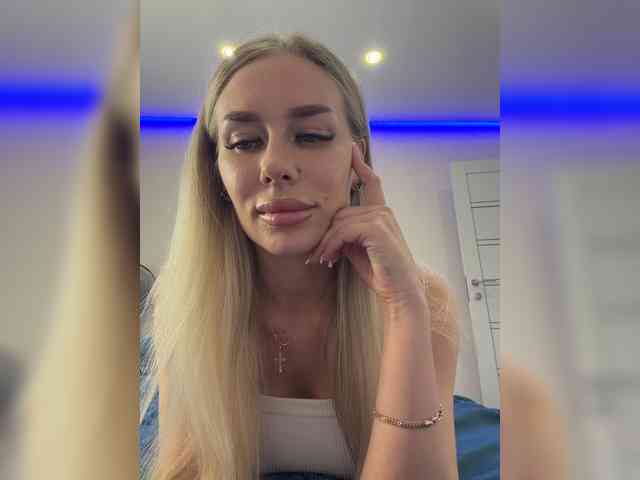 Модель: -Lovensesgirl-