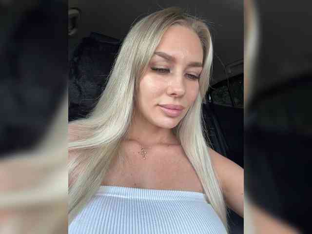 -lovensesgirl-'s cam show statistics and live stream