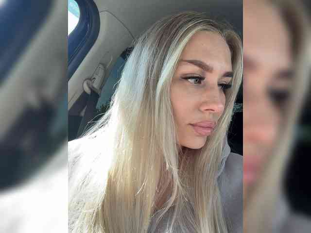 Modella: -Lovensesgirl-