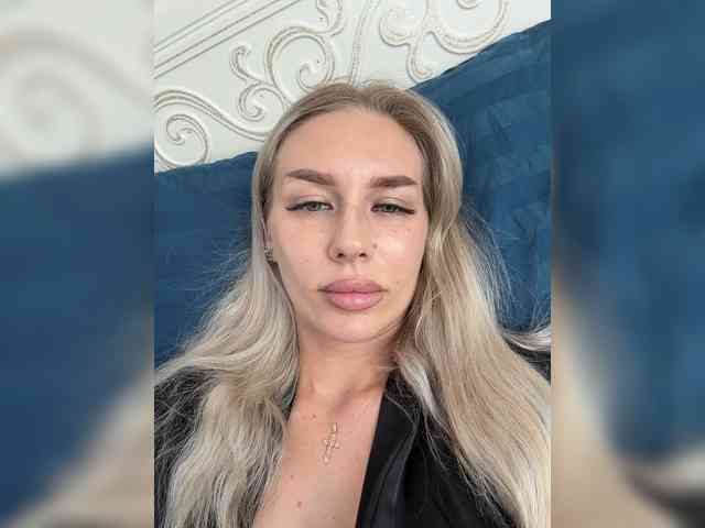 Модель: -Lovensesgirl-