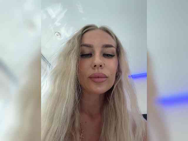 Модель: -Lovensesgirl-