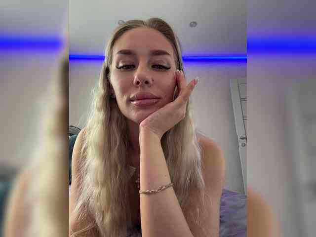 Модель: -Lovensesgirl-