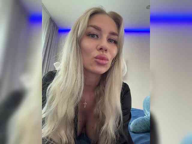 Модель: -Lovensesgirl-