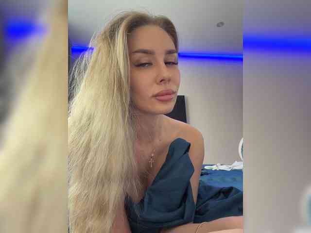 Модель: -Lovensesgirl-