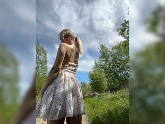 Model: -Lovensesgirl-