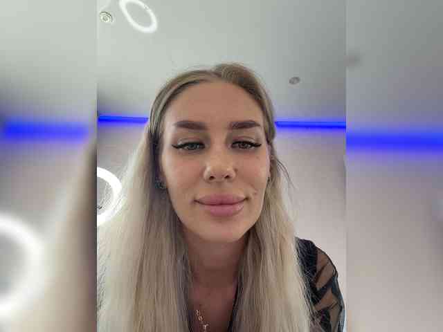 Lovensesgirl Live Webcam on BongaCams