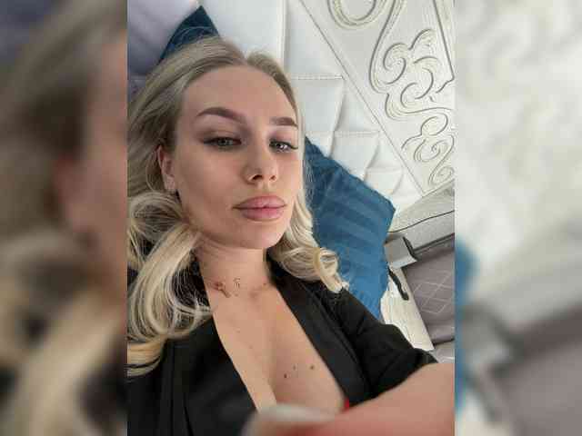 Модель: -Lovensesgirl-
